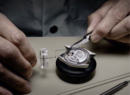 宝玑机械表要装电池吗